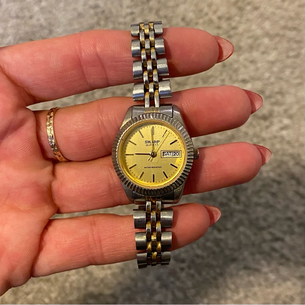 Watch - Picture 2 of 5